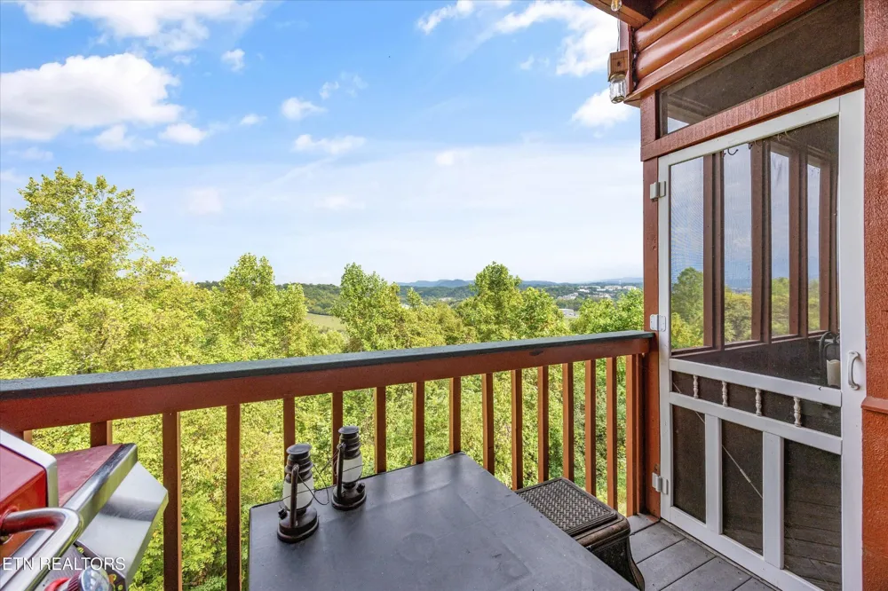 2044 Hickory Ridge Way #3334 Sevierville, TN 37862
