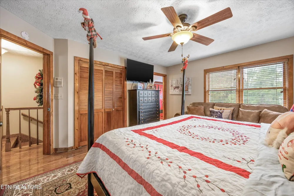 2044 Hickory Ridge Way #3334 Sevierville, TN 37862