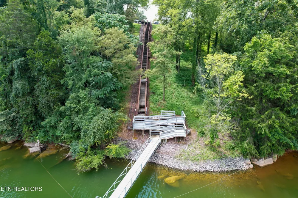 2004 Turners Landing Rd Russellville, TN 37860