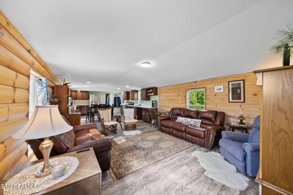 390 SparkmanTown Rd Rock Island, TN 38581
