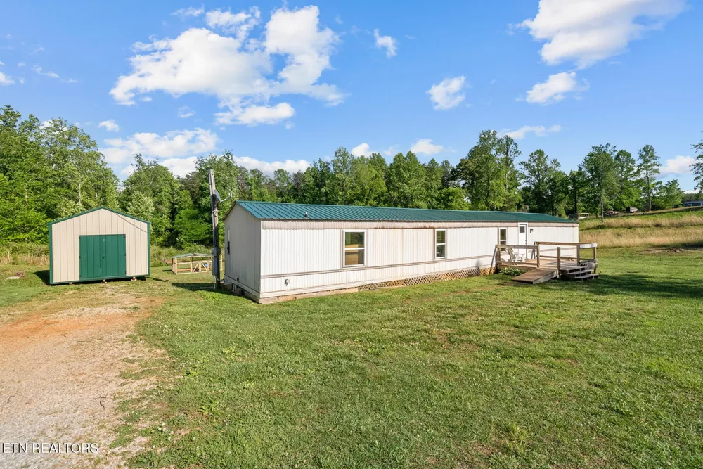 390 SparkmanTown Rd Rock Island, TN 38581