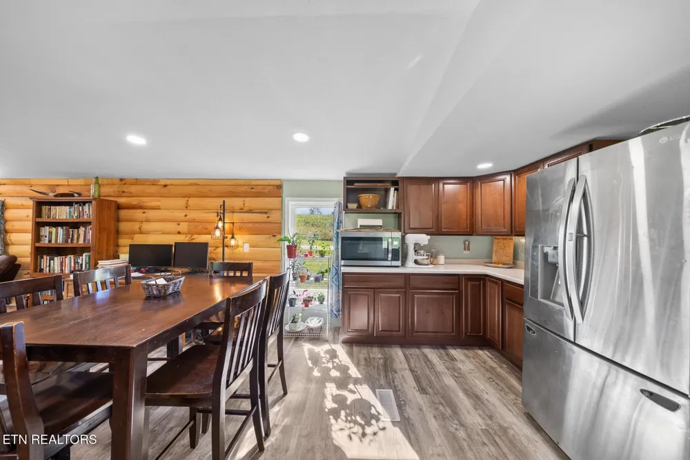 390 SparkmanTown Rd Rock Island, TN 38581