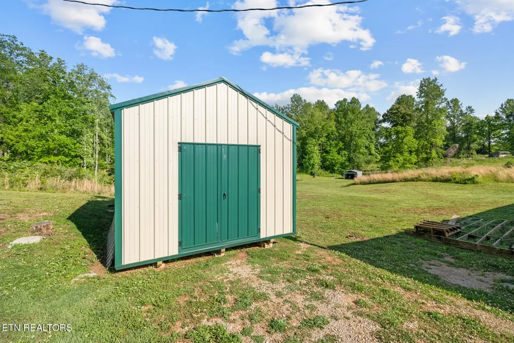 390 SparkmanTown Rd Rock Island, TN 38581