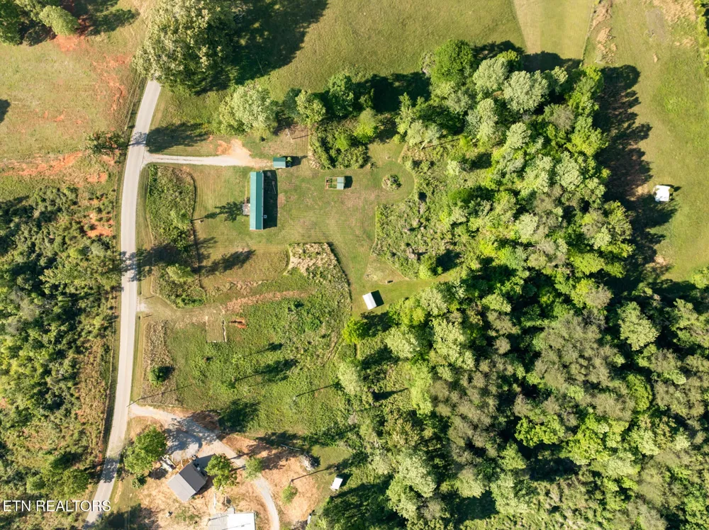 390 SparkmanTown Rd Rock Island, TN 38581