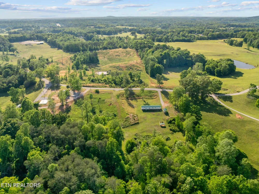 390 SparkmanTown Rd Rock Island, TN 38581