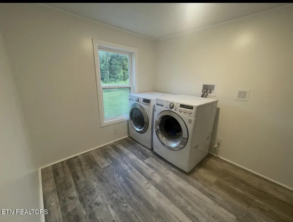 390 SparkmanTown Rd Rock Island, TN 38581