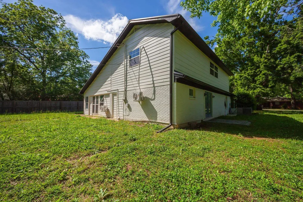 90 SHAW LN Savannah, TN 38372