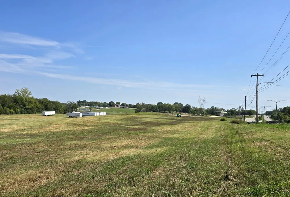 616 N James M Campbell Blvd Columbia, TN 38401