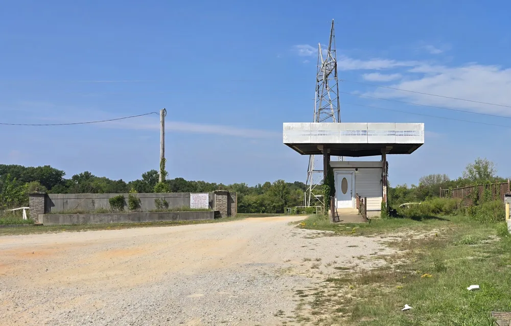 616 N James M Campbell Blvd Columbia, TN 38401