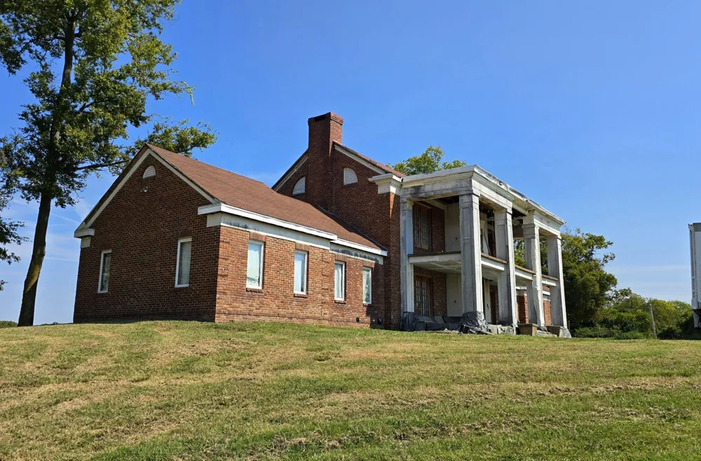 616 N James M Campbell Blvd Columbia, TN 38401