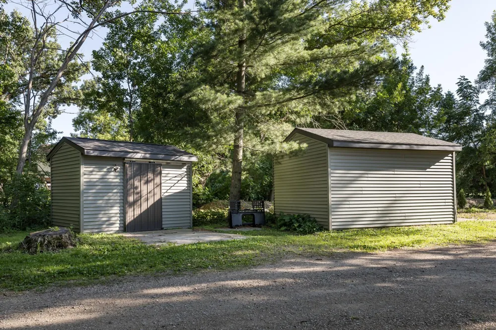 23619 180th Street New Richland, MN 56072