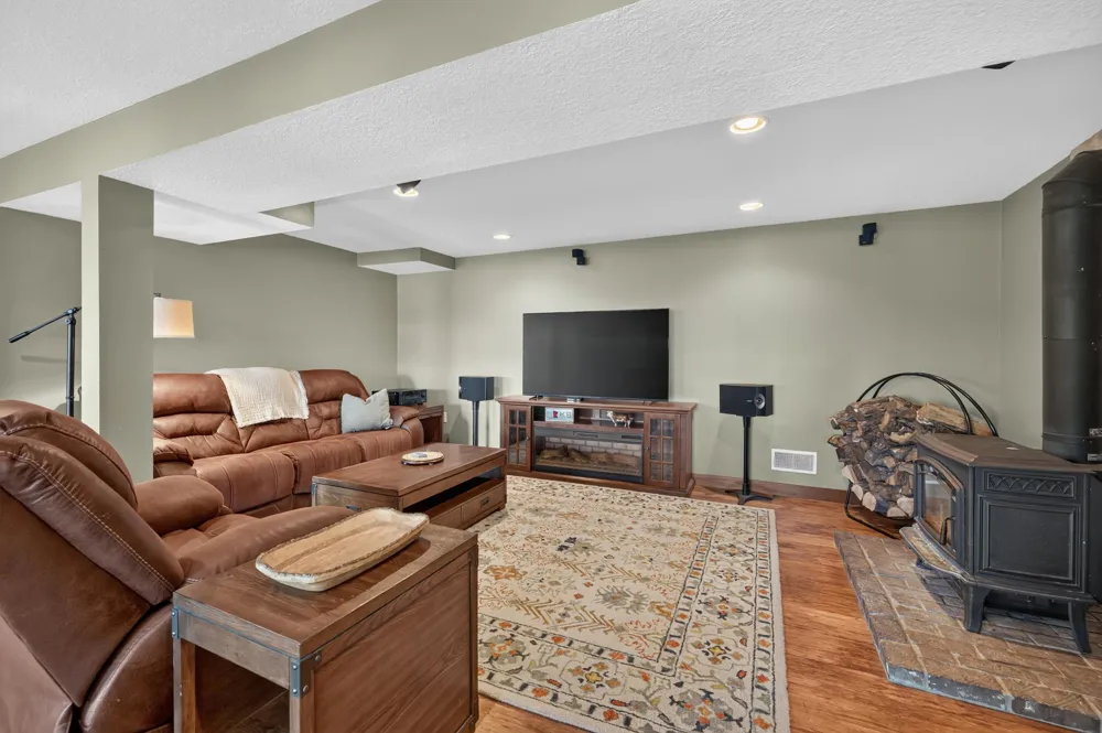 23619 180th Street New Richland, MN 56072