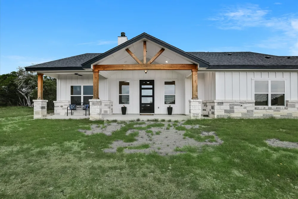 19920 Old Burnet Road Jonestown, TX 78645