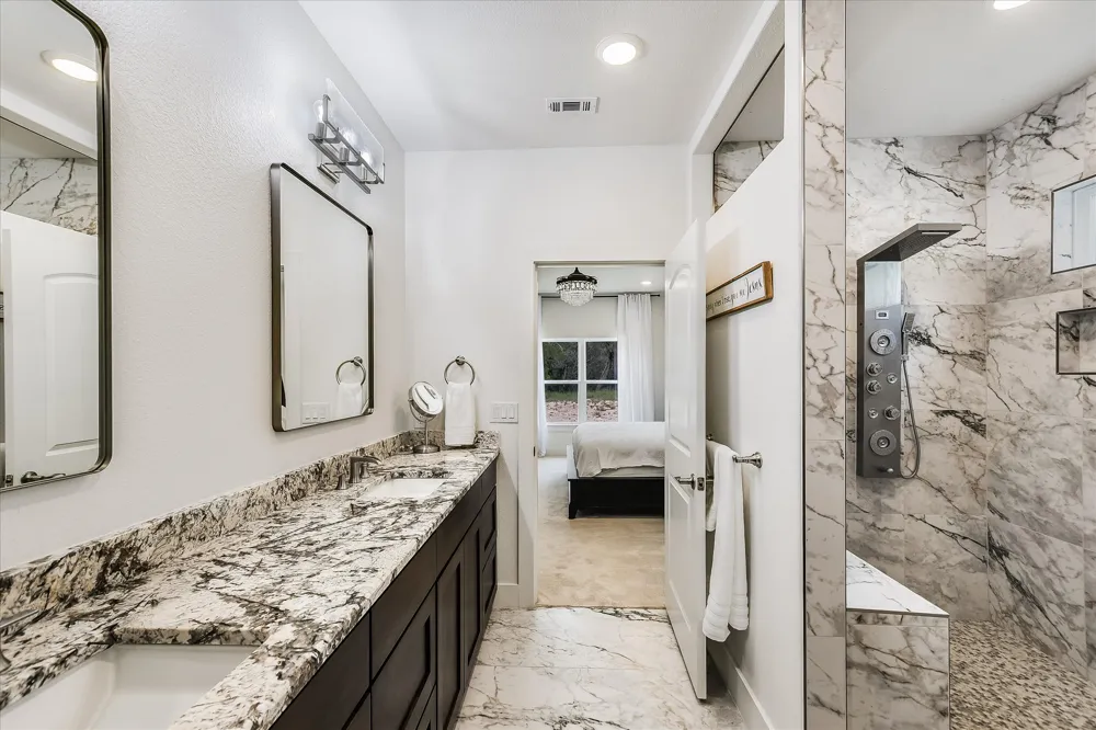 19920 Old Burnet Road Jonestown, TX 78645