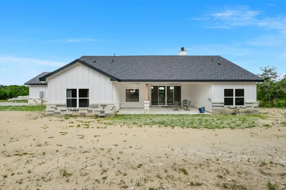 19920 Old Burnet Road Jonestown, TX 78645