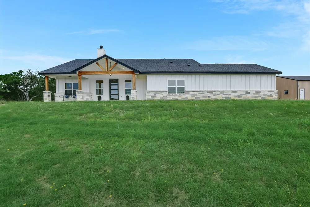 19920 Old Burnet Road Jonestown, TX 78645