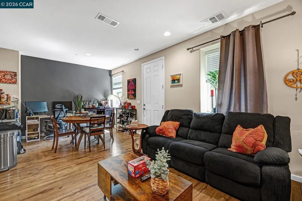 108 Arcangel Way San Pablo, CA 94806