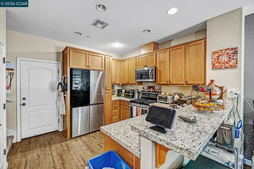 108 Arcangel Way San Pablo, CA 94806