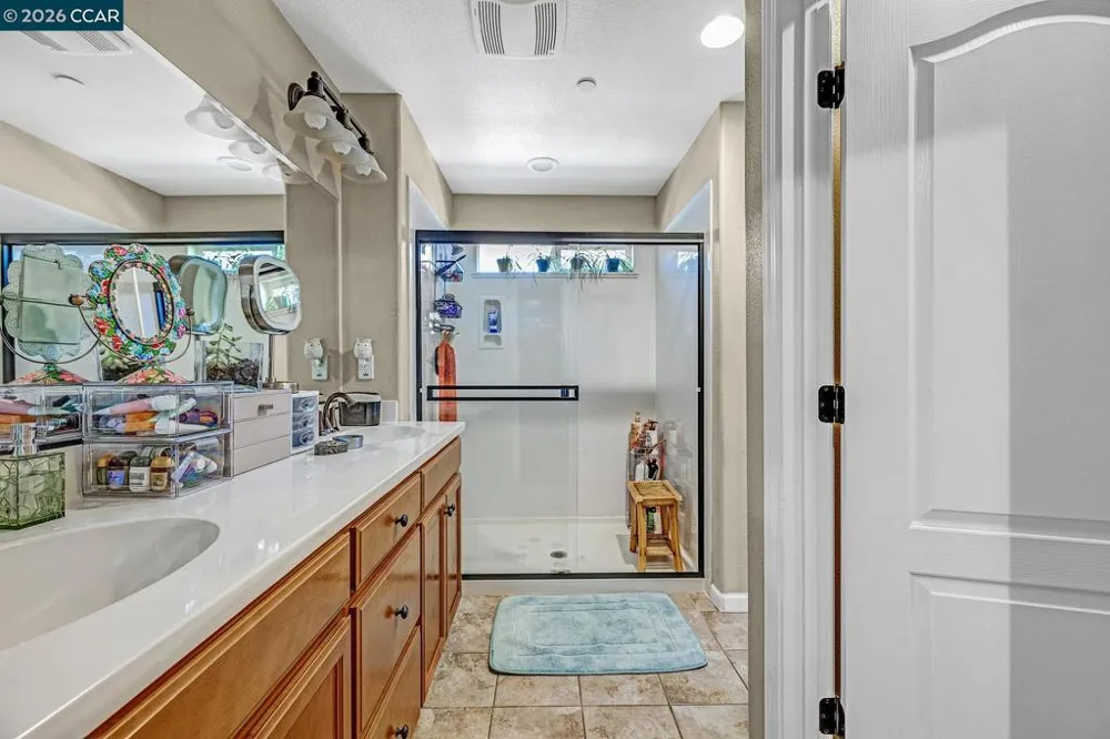 108 Arcangel Way San Pablo, CA 94806