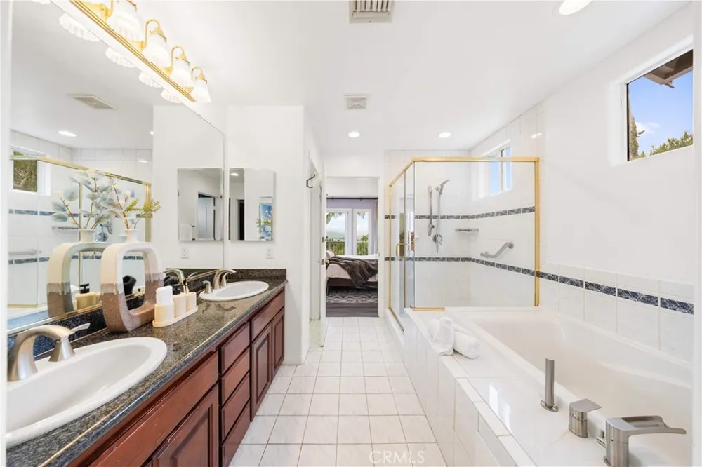 1823 Cliffbranch Diamond Bar, CA 91765