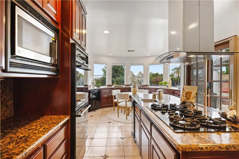 1823 Cliffbranch Diamond Bar, CA 91765