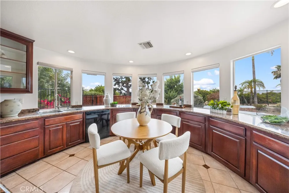 1823 Cliffbranch Diamond Bar, CA 91765