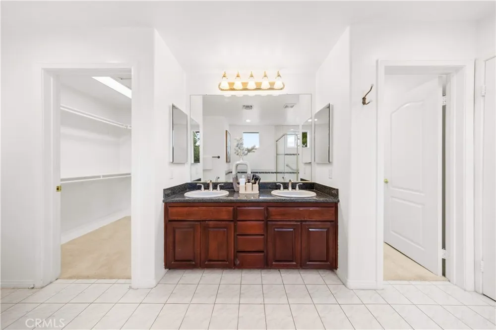 1823 Cliffbranch Diamond Bar, CA 91765
