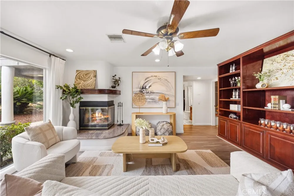 1823 Cliffbranch Diamond Bar, CA 91765