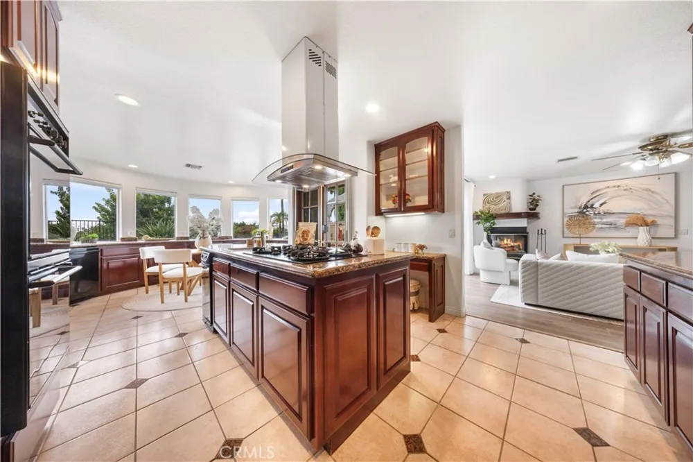 1823 Cliffbranch Diamond Bar, CA 91765