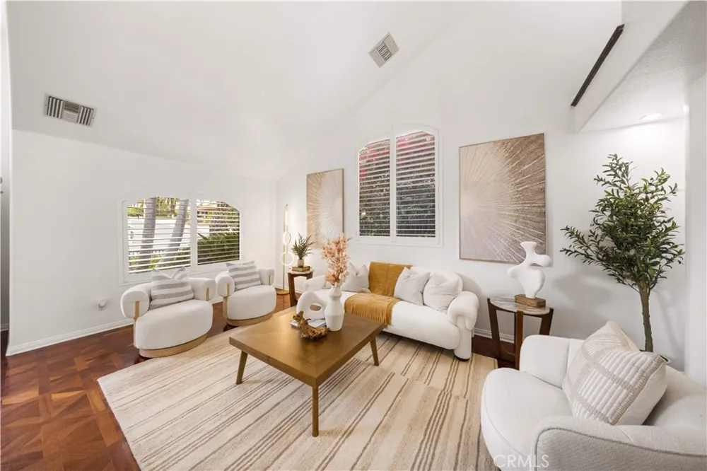 1823 Cliffbranch Diamond Bar, CA 91765