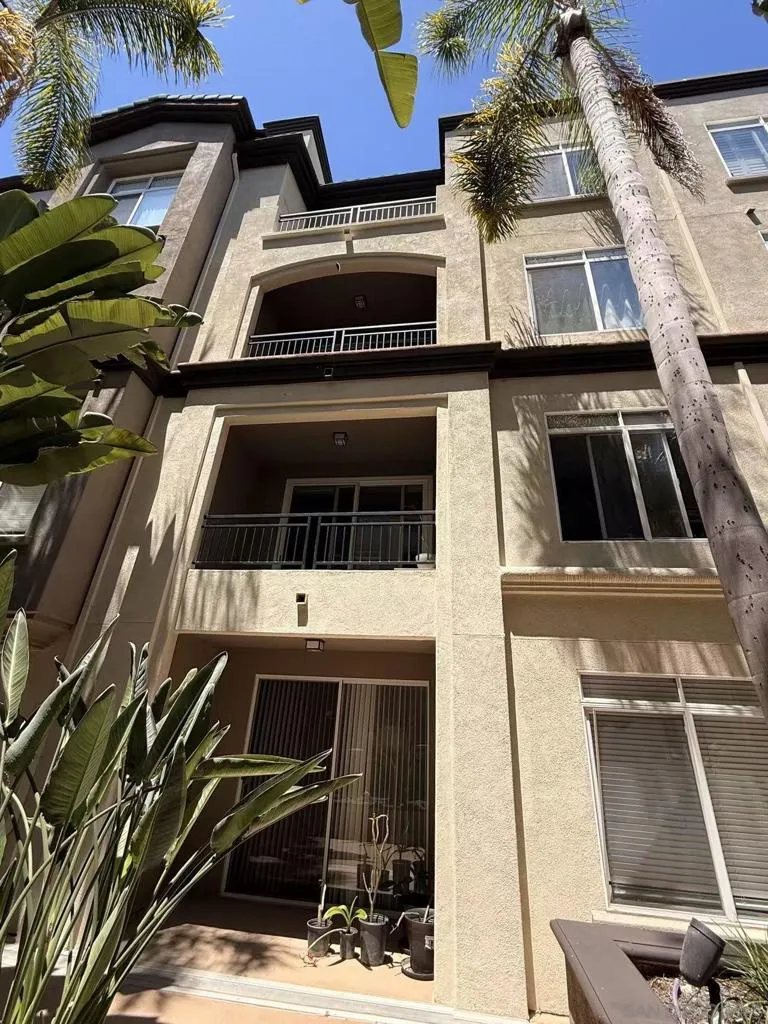 4165 Executive #F304 La Jolla, CA 92037
