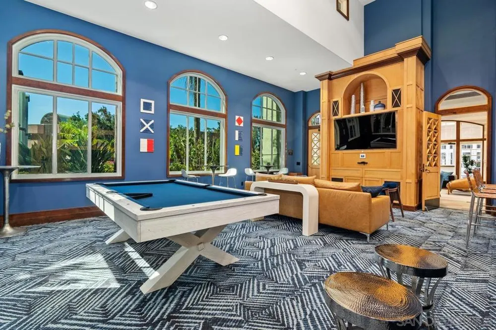 4165 Executive #F304 La Jolla, CA 92037