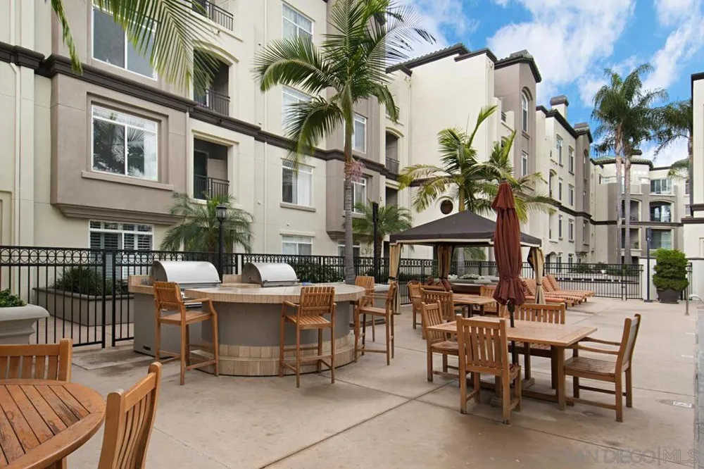 4165 Executive #F304 La Jolla, CA 92037