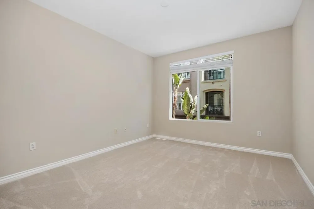 4165 Executive #F304 La Jolla, CA 92037