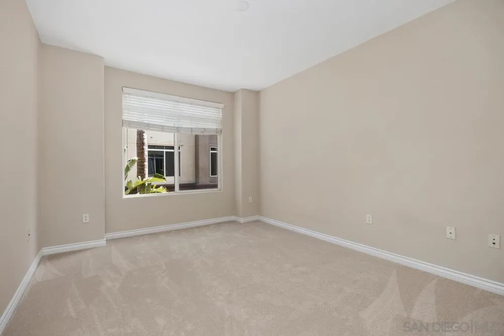 4165 Executive #F304 La Jolla, CA 92037