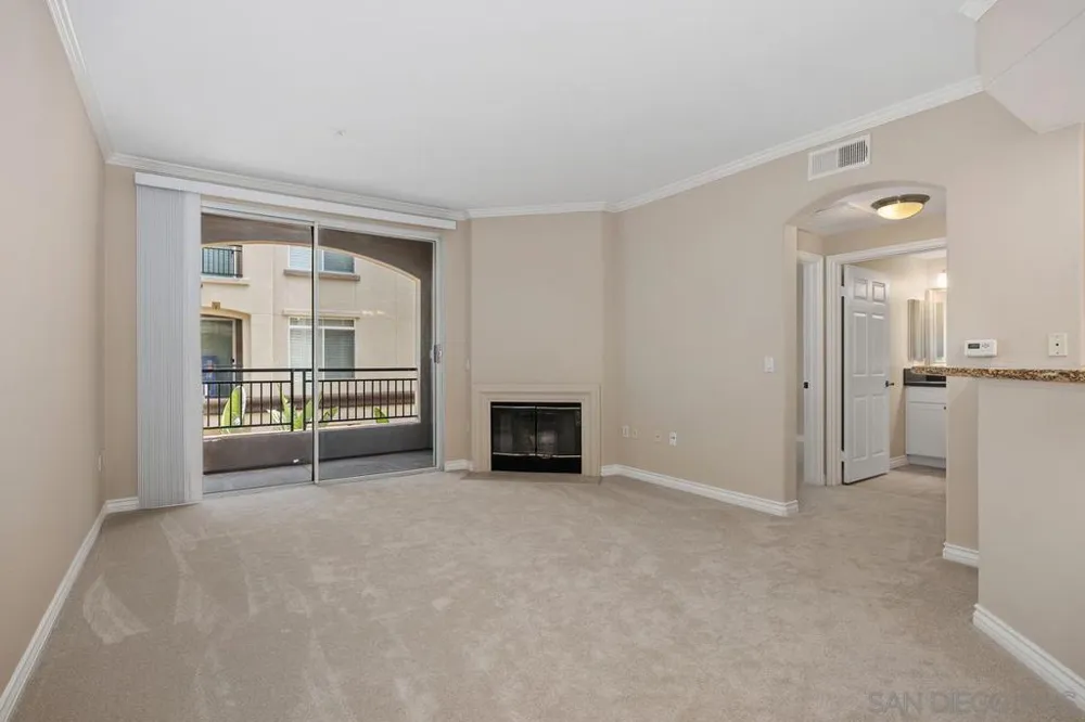 4165 Executive #F304 La Jolla, CA 92037