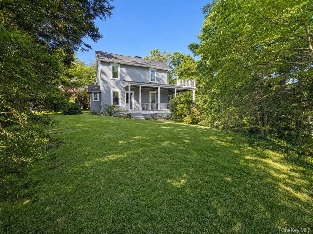 207 Prospect Avenue Sea Cliff, NY 11579