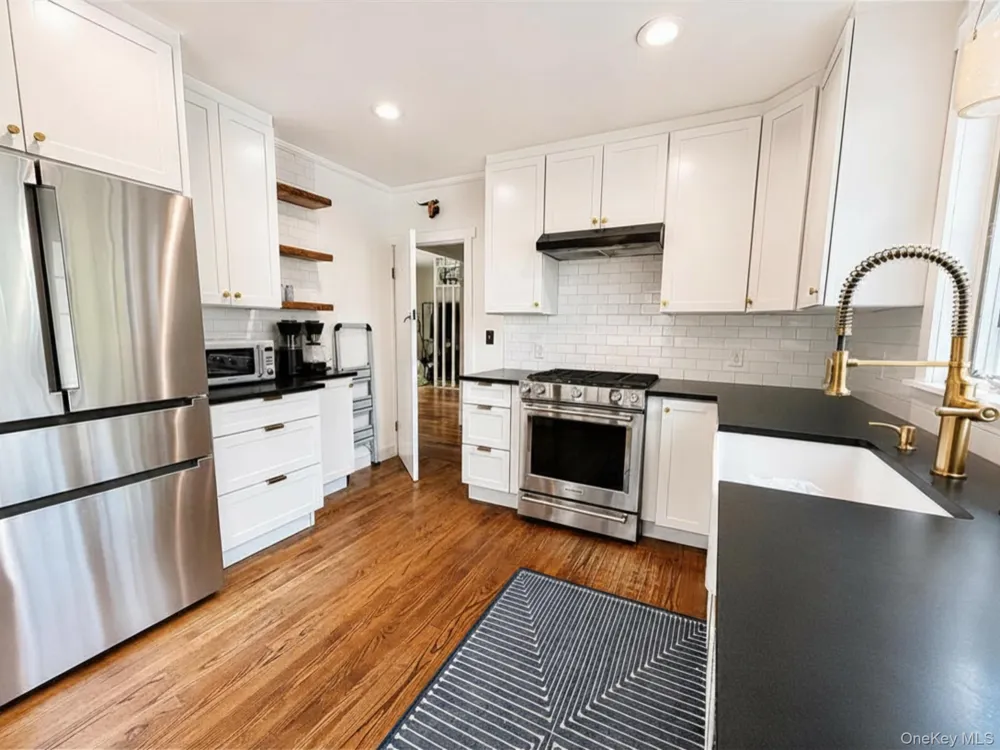 207 Prospect Avenue Sea Cliff, NY 11579