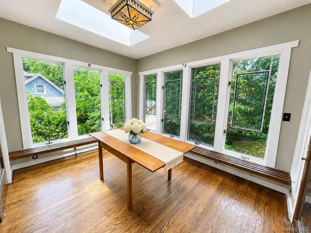 207 Prospect Avenue Sea Cliff, NY 11579