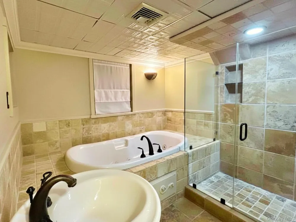 207 Prospect Avenue Sea Cliff, NY 11579