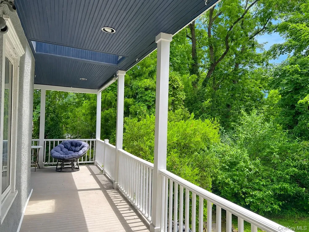 207 Prospect Avenue Sea Cliff, NY 11579