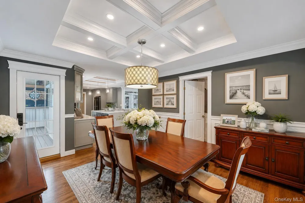 19 Joan Road Bay Shore, NY 11706