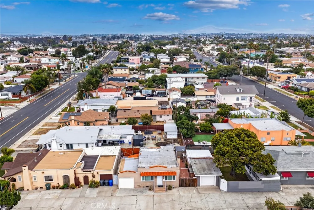 19 Balsam National City, CA 91950