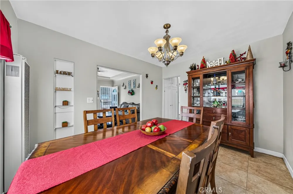 19 Balsam National City, CA 91950
