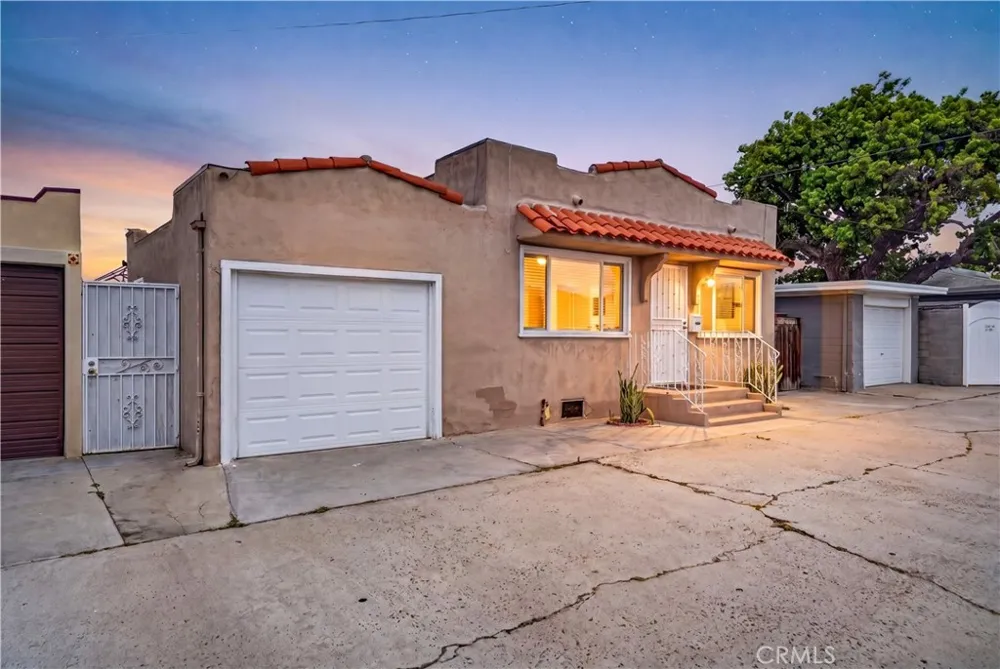 19 Balsam National City, CA 91950