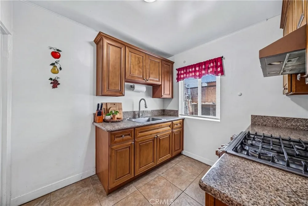 19 Balsam National City, CA 91950