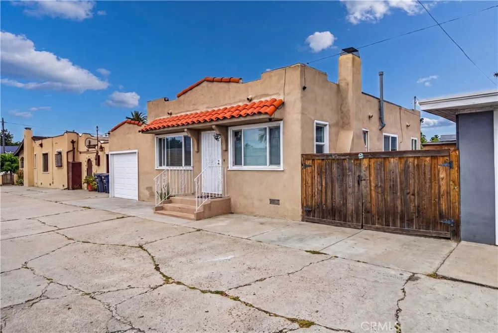 19 Balsam National City, CA 91950