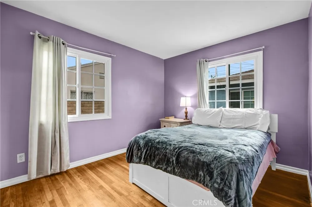 8645 Wakefield Panorama City, CA 91402