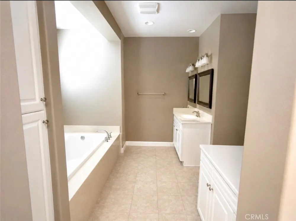 2356 Crystal Pointe Chino Hills, CA 91709