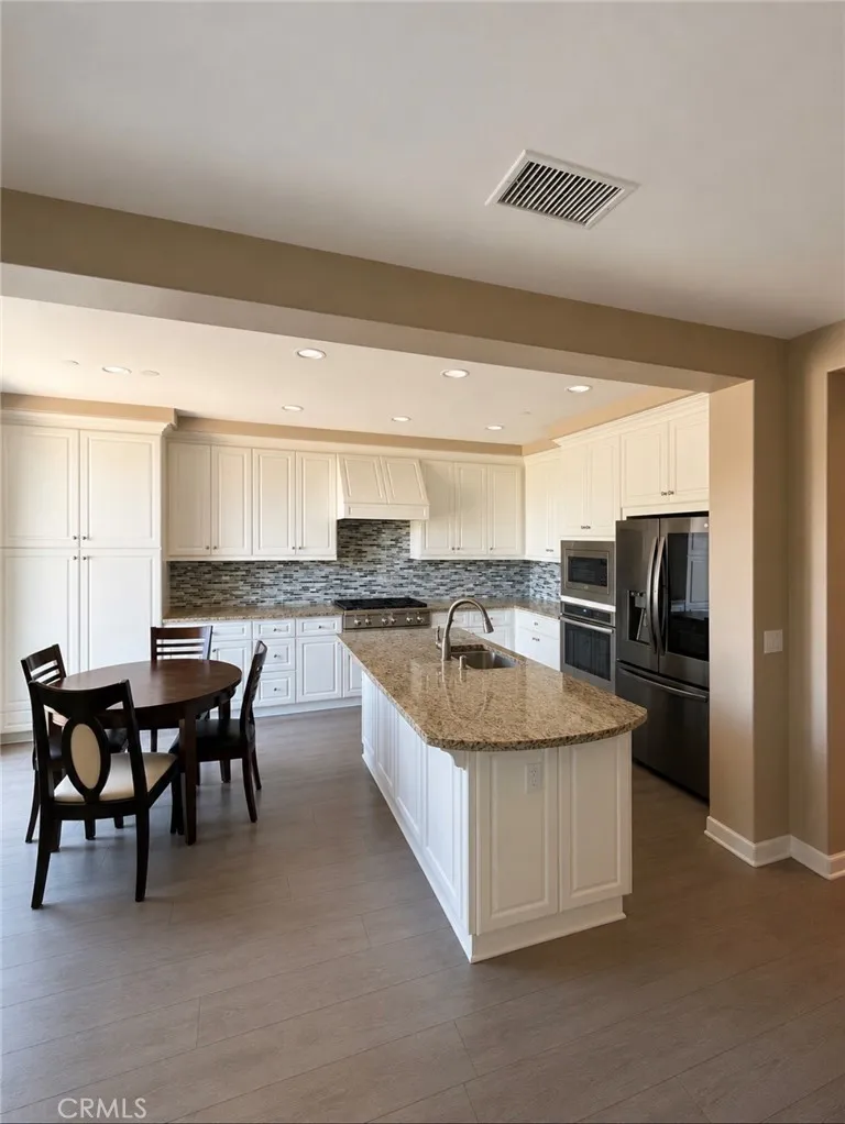2356 Crystal Pointe Chino Hills, CA 91709